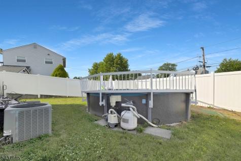 91 Crestview Road Woodbridge NJ 08863