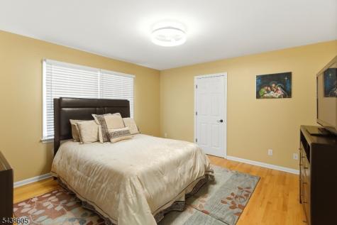 536 Willow Avenue Garwood NJ 07027