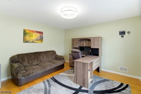 536 Willow Avenue Garwood NJ 07027
