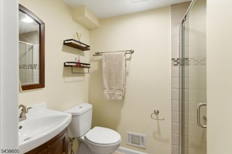 536 Willow Avenue Garwood NJ 07027