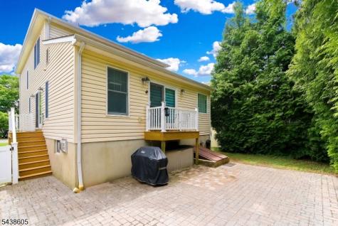 536 Willow Avenue Garwood NJ 07027