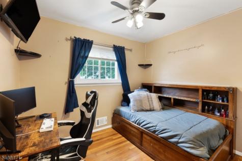 35 Saint Marys Drive Roxbury NJ 07876