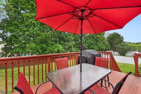 35 Saint Marys Drive Roxbury NJ 07876