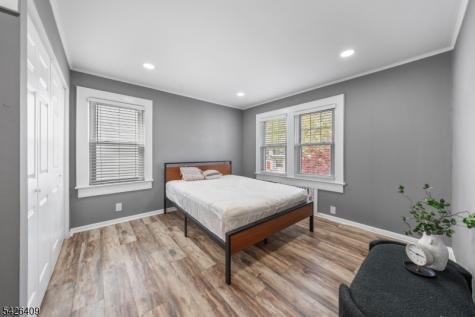 8 Melrose Terrace Elizabeth NJ 07208