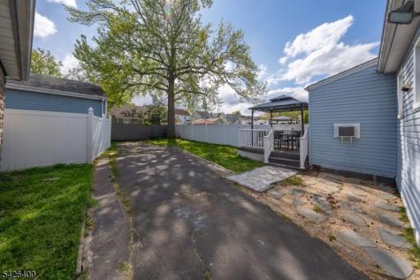 8 Melrose Terrace Elizabeth NJ 07208