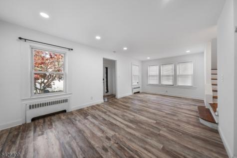 8 Melrose Terrace Elizabeth NJ 07208