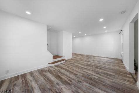 8 Melrose Terrace Elizabeth NJ 07208
