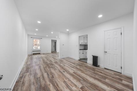 8 Melrose Terrace Elizabeth NJ 07208