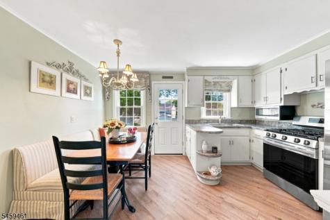 17 Middle Avenue Summit NJ 07901