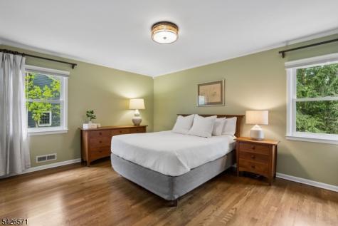 27 Hillside Terrace New Providence NJ 07901