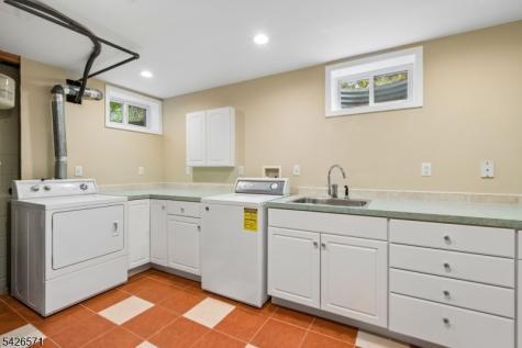 27 Hillside Terrace New Providence NJ 07901