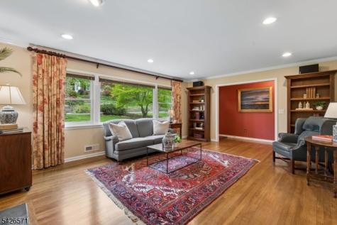 27 Hillside Terrace New Providence NJ 07901