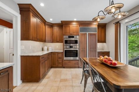 27 Hillside Terrace New Providence NJ 07901