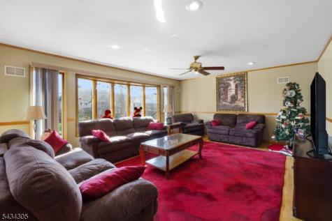 17 Pleasant Place Kearny NJ 07032