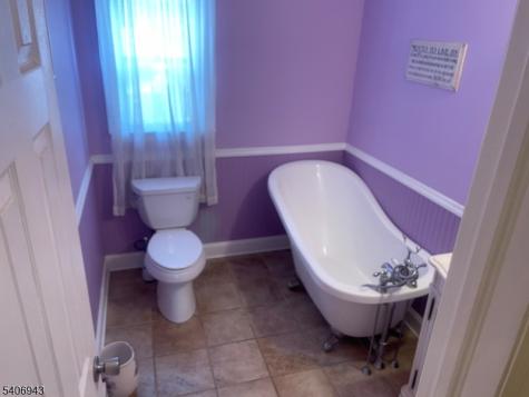 8 Diana Court Lebanon NJ 07830