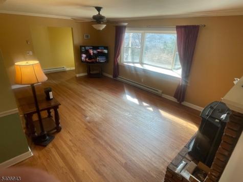 8 Diana Court Lebanon NJ 07830