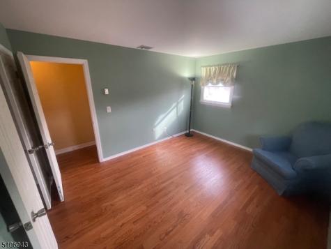 8 Diana Court Lebanon NJ 07830