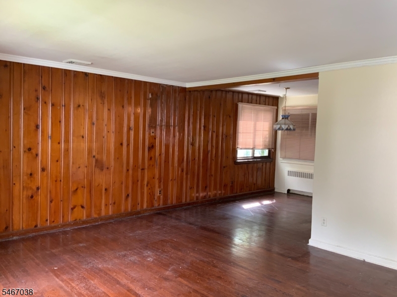 89 Hawthorne Avenue Springfield NJ 07081