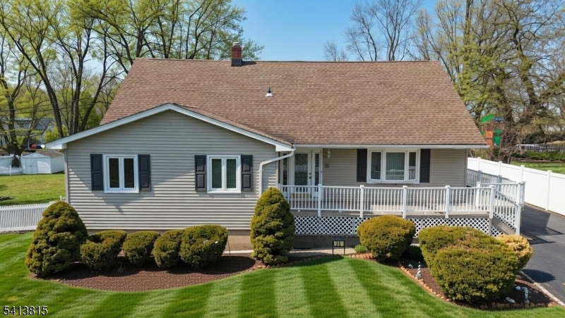 35 Thompson Avenue Woodbridge NJ 08863
