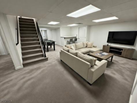 35 Thompson Avenue Woodbridge NJ 08863