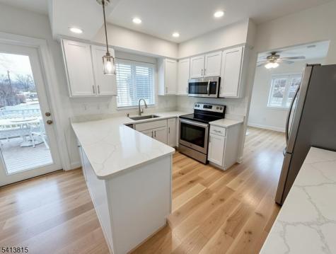 35 Thompson Avenue Woodbridge NJ 08863