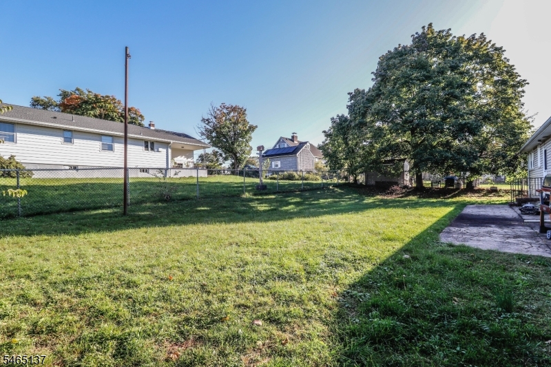 9 Castleton Avenue Franklin NJ 08873