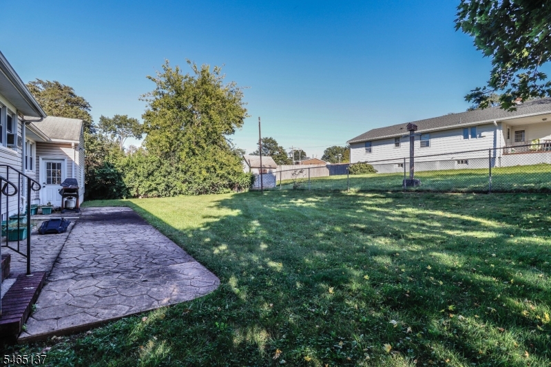 9 Castleton Avenue Franklin NJ 08873