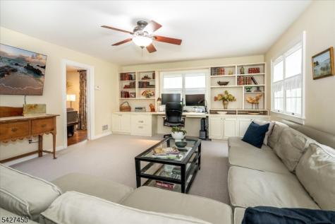 8 Abbington Terrace Glen Rock NJ 07452