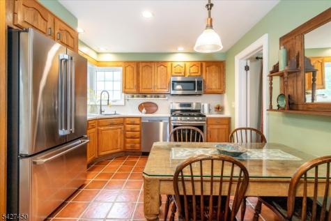8 Abbington Terrace Glen Rock NJ 07452