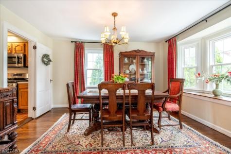 8 Abbington Terrace Glen Rock NJ 07452