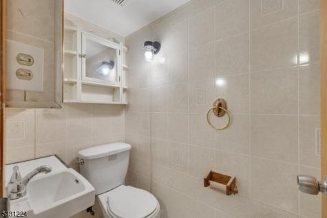 304 N Park Avenue Linden NJ 07036