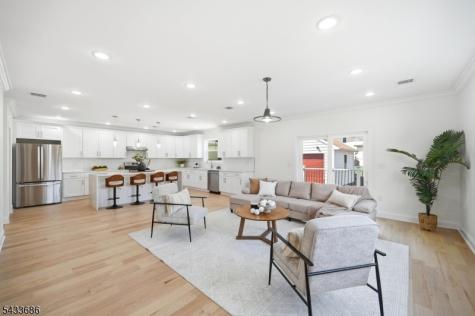 31 Ridgeview Avenue West Orange NJ 07052