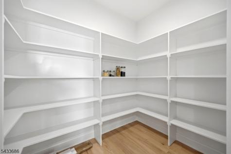 31 Ridgeview Avenue West Orange NJ 07052