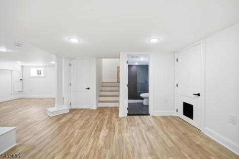 31 Ridgeview Avenue West Orange NJ 07052