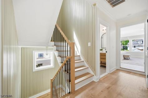 31 Ridgeview Avenue West Orange NJ 07052