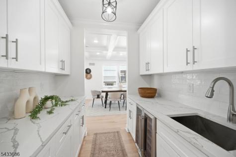 31 Ridgeview Avenue West Orange NJ 07052