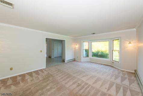 4 Stratford Drive Randolph NJ 07869