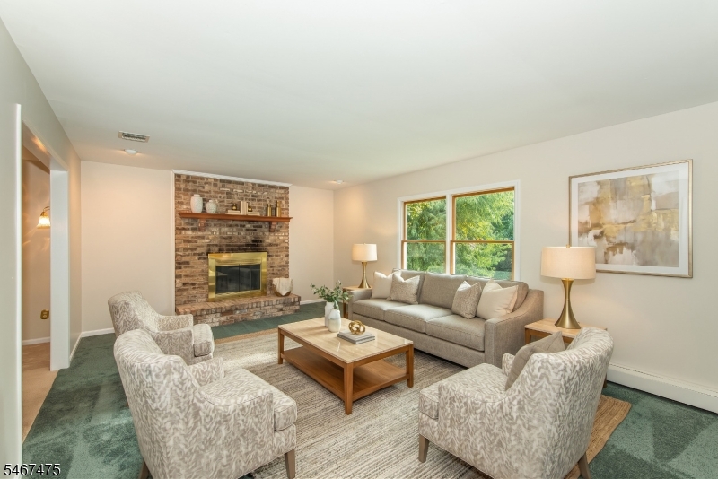 4 Stratford Drive Randolph NJ 07869