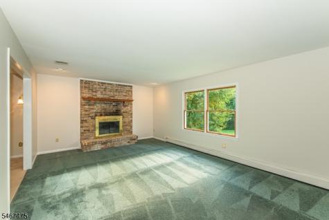 4 Stratford Drive Randolph NJ 07869