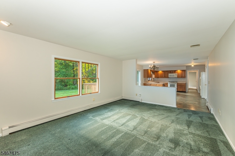 4 Stratford Drive Randolph NJ 07869