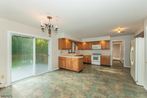 4 Stratford Drive Randolph NJ 07869