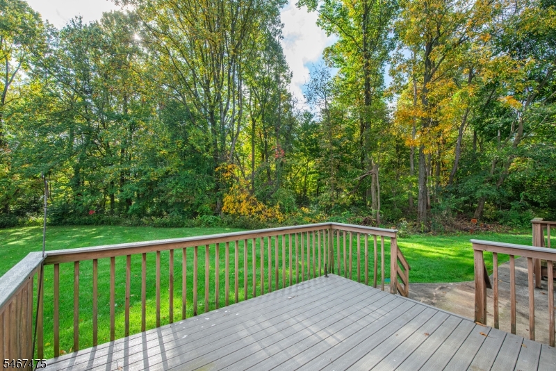 4 Stratford Drive Randolph NJ 07869