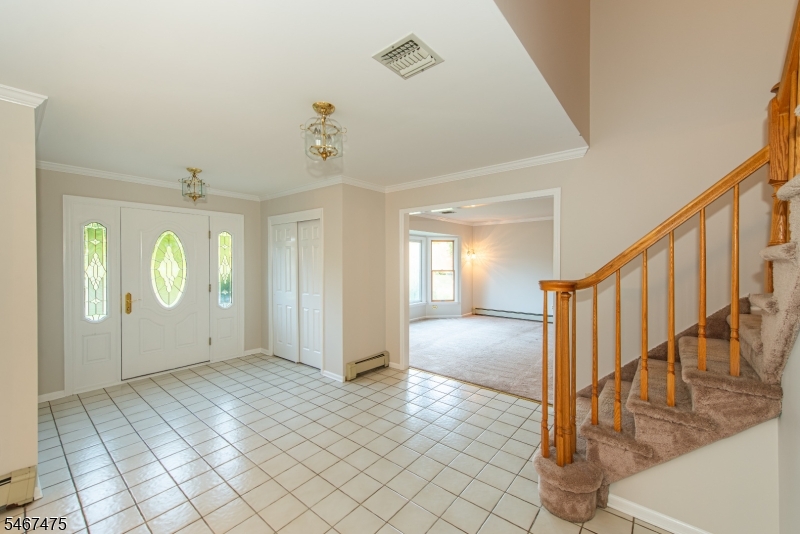 4 Stratford Drive Randolph NJ 07869