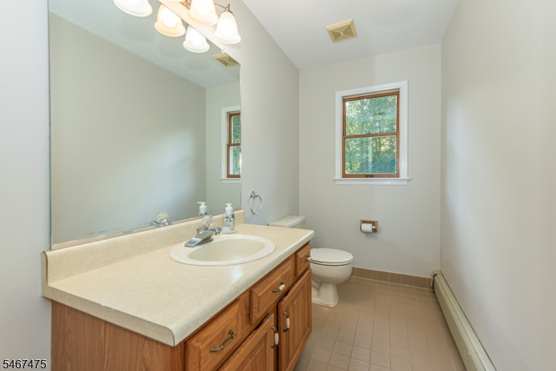 4 Stratford Drive Randolph NJ 07869