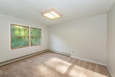 4 Stratford Drive Randolph NJ 07869