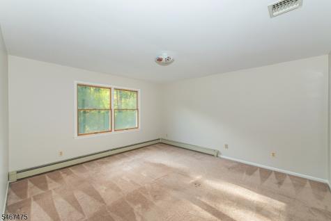 4 Stratford Drive Randolph NJ 07869