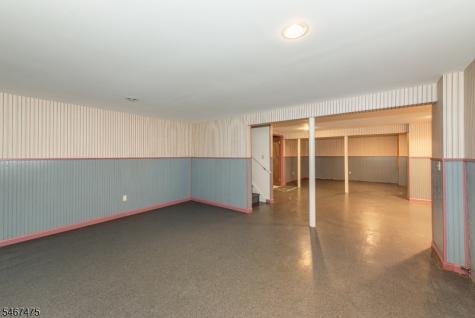 4 Stratford Drive Randolph NJ 07869
