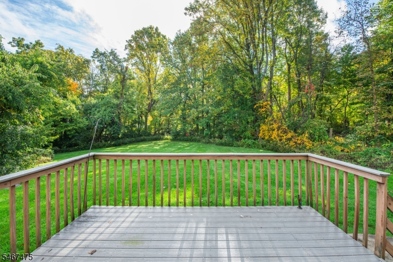 4 Stratford Drive Randolph NJ 07869