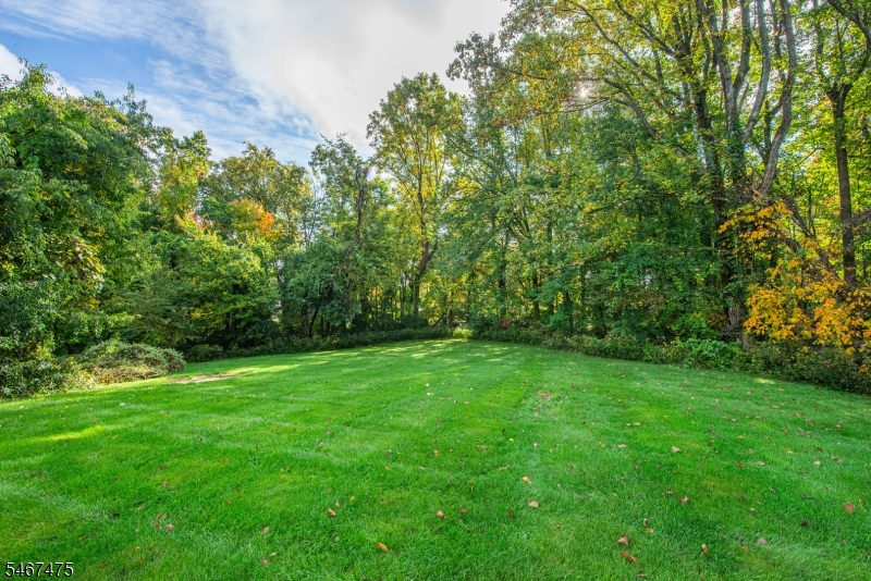 4 Stratford Drive Randolph NJ 07869