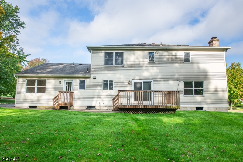 4 Stratford Drive Randolph NJ 07869